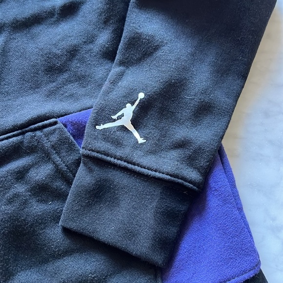 Jordan sweatsuit size 6-7 years - Picture 2 of 8